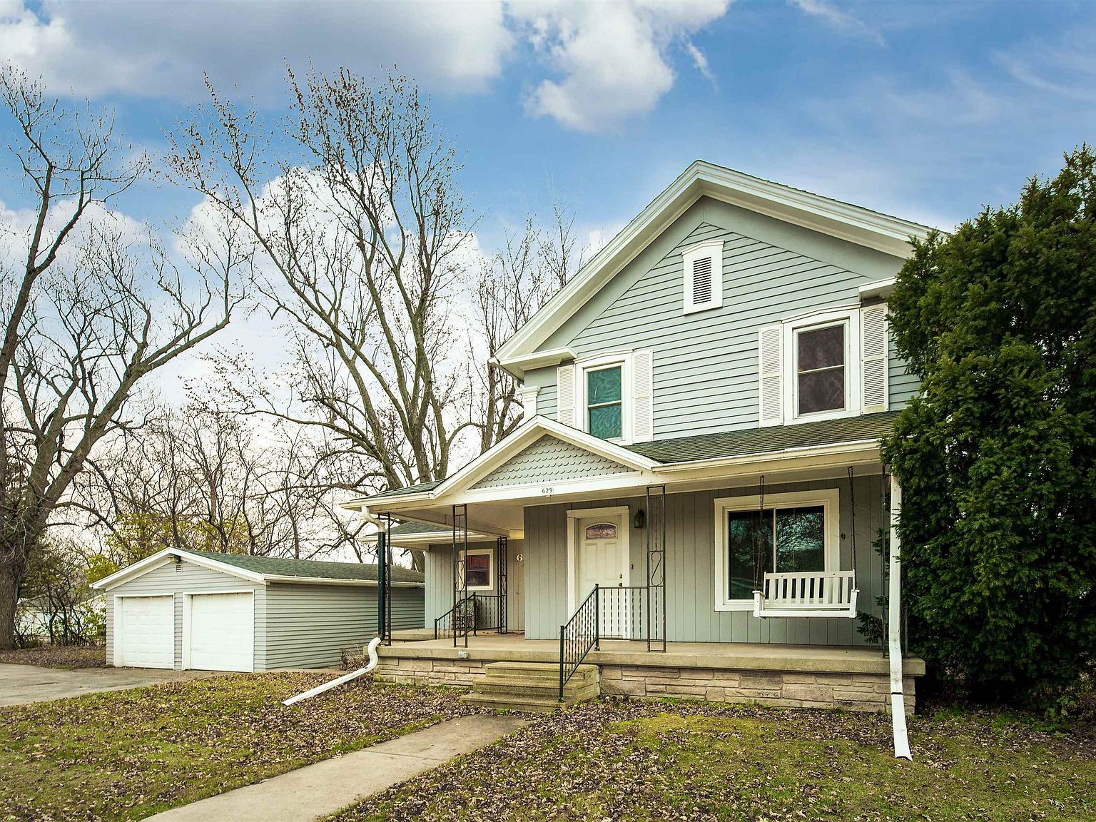 629 E Main St, Winneconne, WI 54986 Zillow