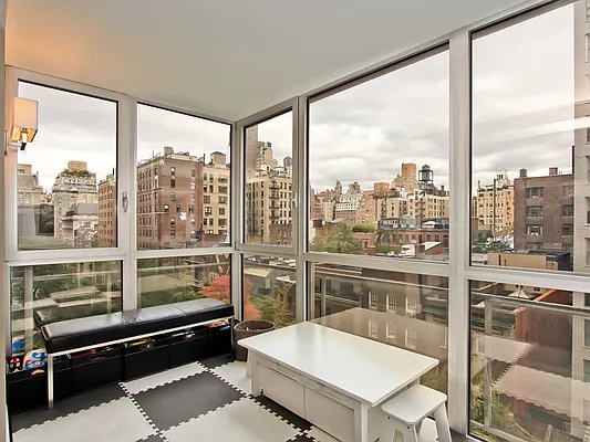 Sold by Sotheby's International Realty | media 10