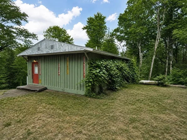 69 Cummington Rd, Worthington, MA 01098