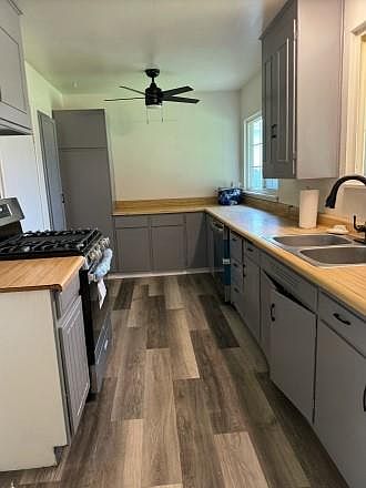 2nd image of 25851 Bel Aire Dr