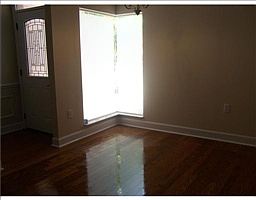 3rd image of 1662 Arabian Ln
