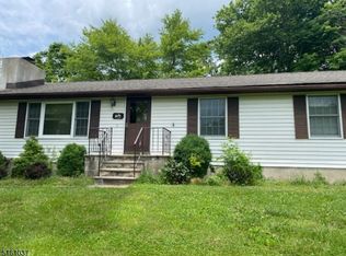 138 Haggerty Rd, Wantage, NJ 07461