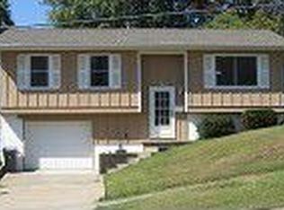 611 N Hawkins Ave, Hannibal, MO 63401