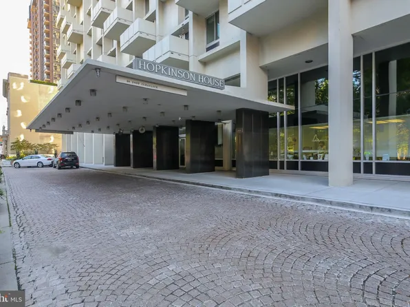 604-36 S Washington Sq Unit 3006, Philadelphia, PA 19106