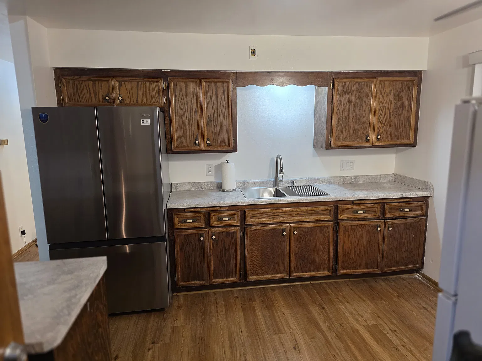 3 bed, $1,800 — Photo 1