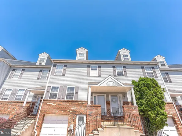 1204 Reagan Ct, Norristown, PA 19403