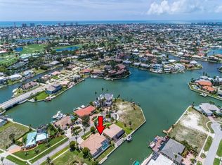 467 Tarpon Ct, Marco Island, FL 34145