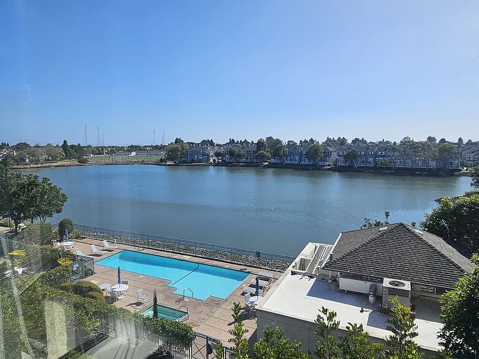 701 Baltic Cir #737