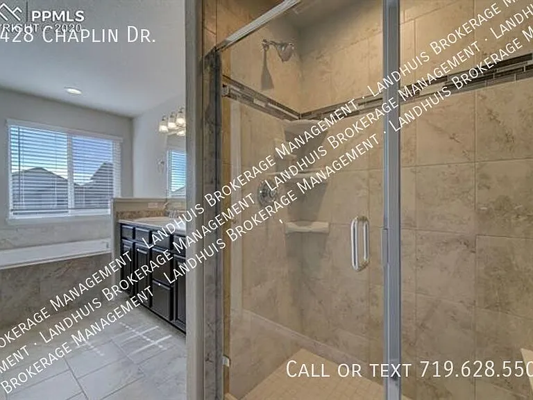 6428 Chaplin Dr — Photo 6
