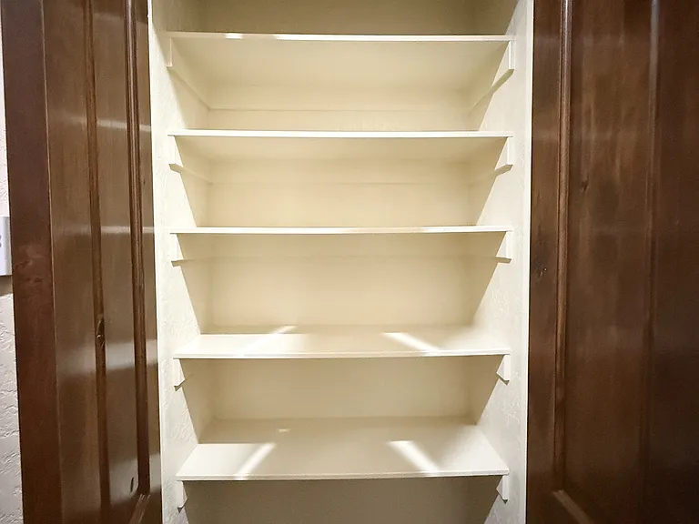 6470 Claybourn Dr — Photo 16