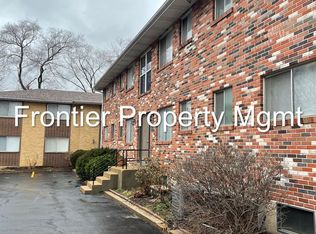 9317 Shirley Gardens Dr #A, Saint Louis, MO 63114