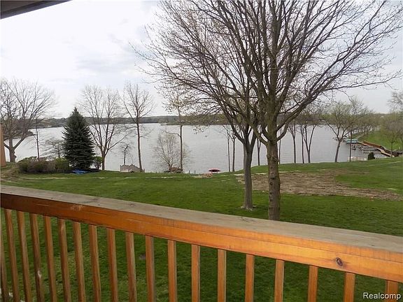 4th image of 48195 Bayshore Dr