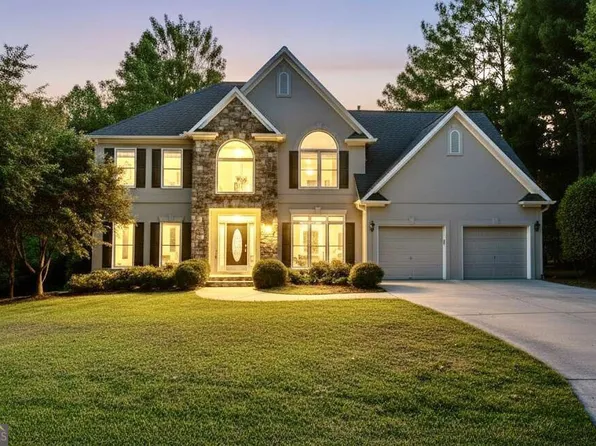 802 Eastside Point, Woodstock, GA 30189