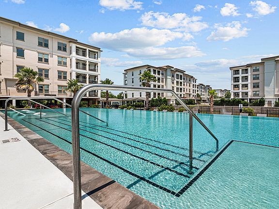 5th image of 3300 Towers Blvd #5-558
