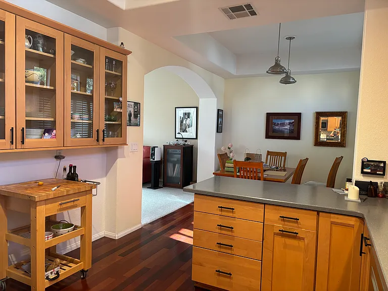 1321 Pacific Beach Dr #C — Photo 11