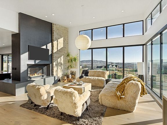 2nd image of 4854 N Soleggiato Cir E