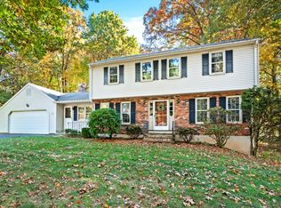44 Lorraine Rd, Manchester, CT 06040