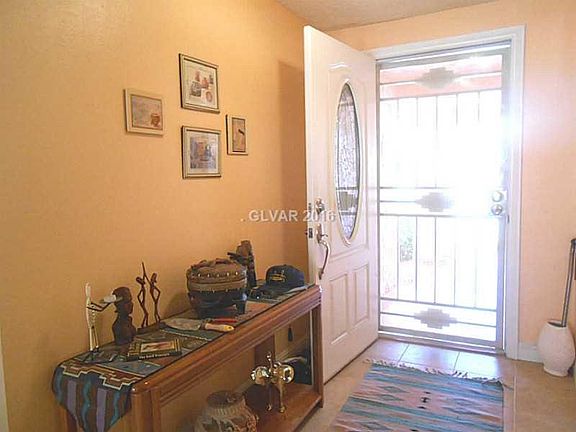 4th image of 647 Paloma Dr