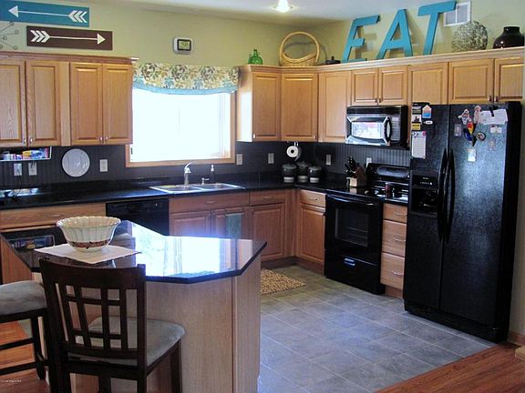 5th image of 748 6th Ln NW