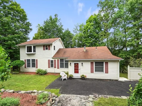 29 Olympus Road, Highland Mills, NY 10930