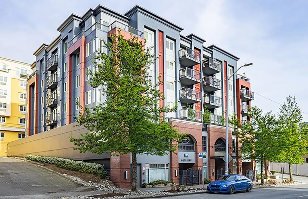 Building Photo - First and Republican