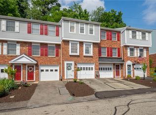 1511 Timberidge Dr, Bethel Park, PA