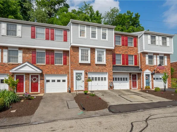 1511 Timberidge Dr, Bethel Park, PA 15102