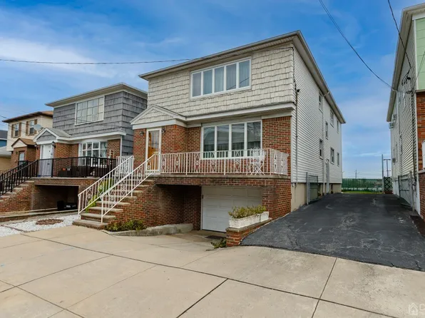 498 500th Ave E #E, Bayonne, NJ 07002