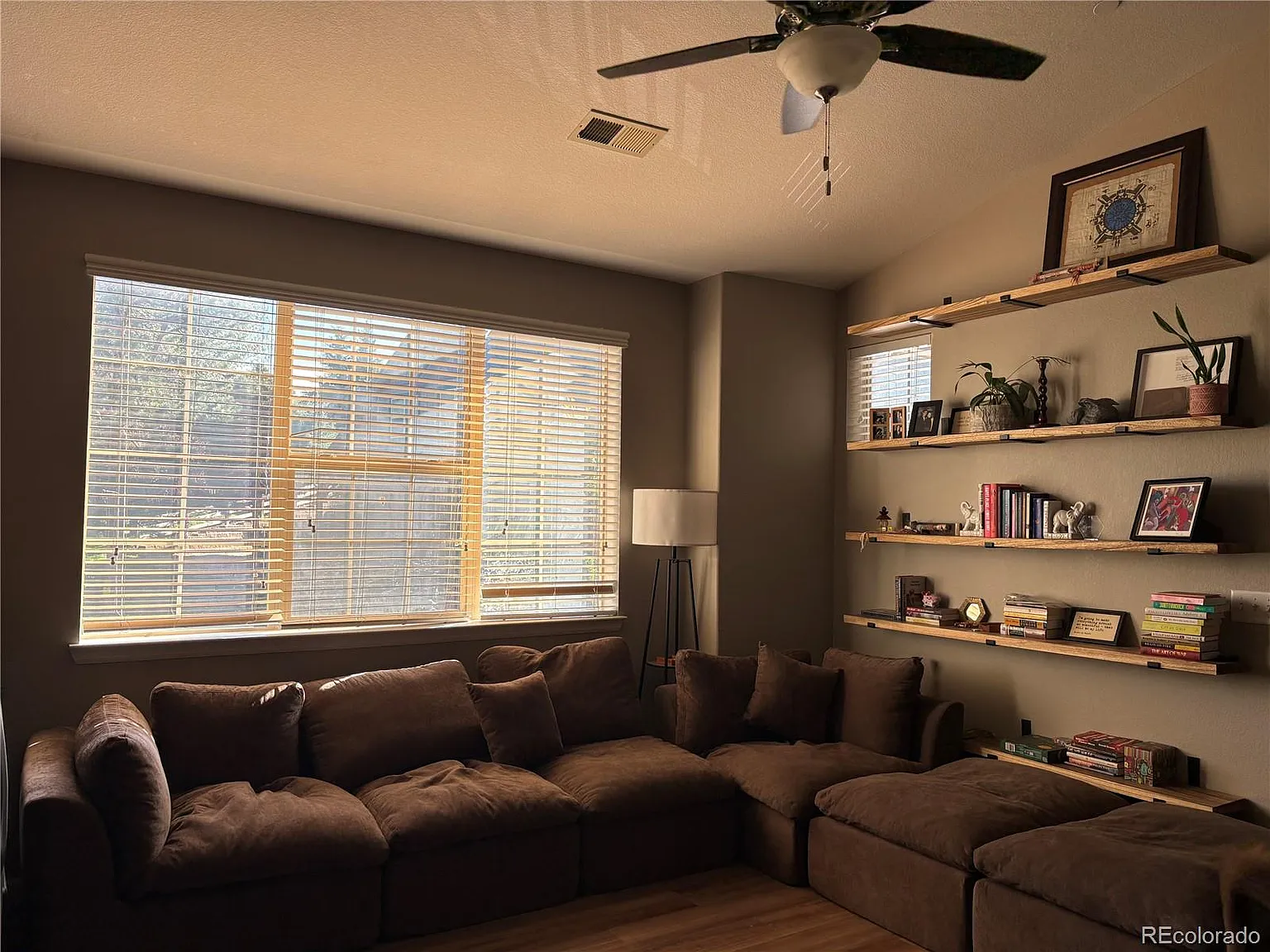 2 bed, 2.0 bath, 1283 sqft, $3,000 — Photo 4