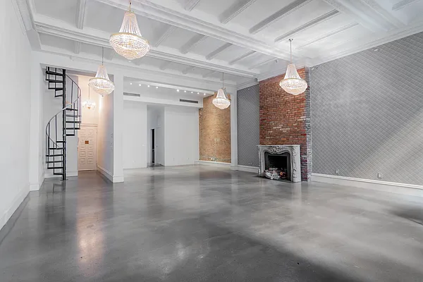 Rented by Nest Seekers International | media 23