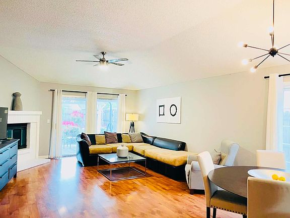4th image of 2863 Wiese Way