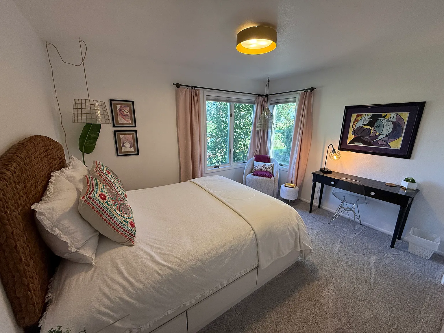 Furnished 3 bed, 2 bath — Photo 4