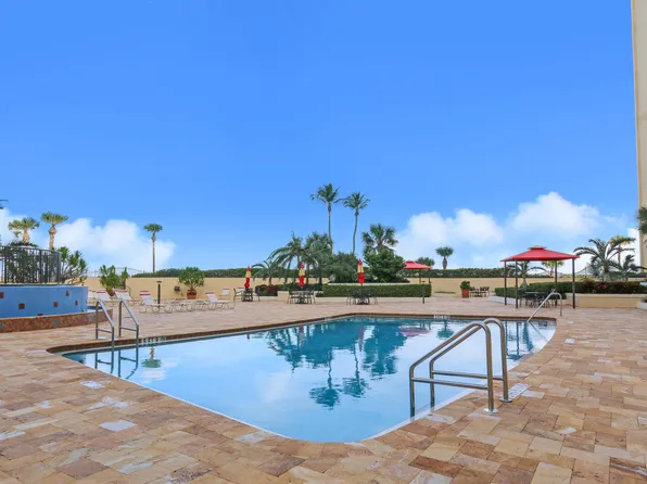 386 GOLFVIEW Road #D, North Palm Beach, FL 33408