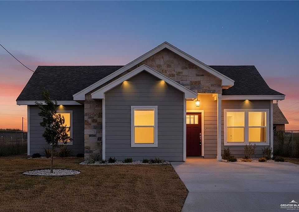1st image of 318 Merida Dr