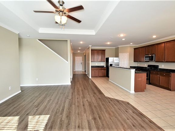 4th image of 1708 Willoughby Way