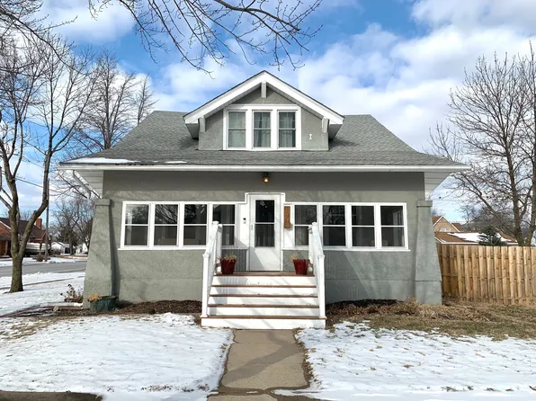 130 W Vass St, Valley, NE 68064