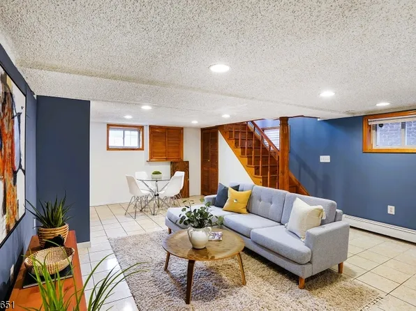 108 Nichols Street, Newark City, NJ 07105