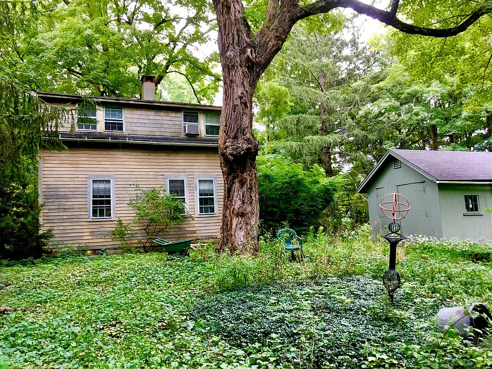 2nd image of 48 Old Sherman Hill Rd