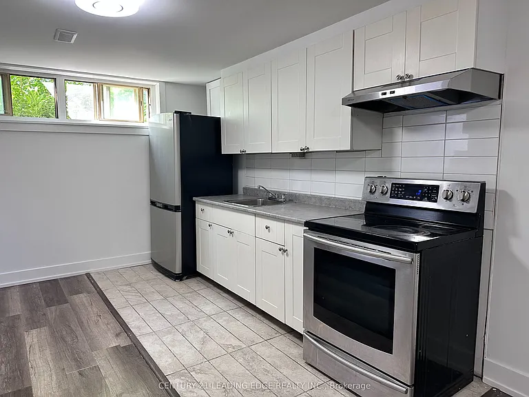 4 Randane Dr #BASEMENT — Photo 1