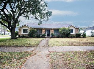 6238 Wigton Dr, Houston, TX 77096