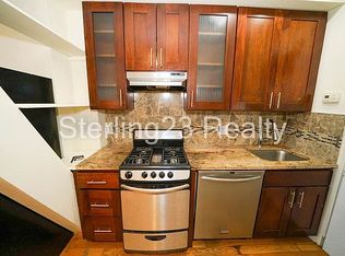 2515 Crescent St APT 9, Astoria, NY 11102