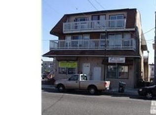 240 N Broadway, Gloucester City, NJ 08030