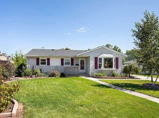 74 Bryant Ct, Sheboygan Falls, WI 53085