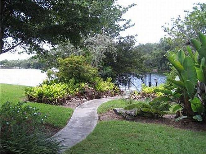 1st image of 5410 Banyan Dr