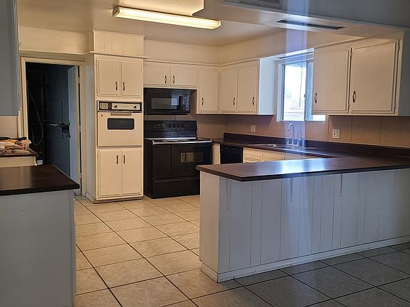 5th image of 41216 Johnston Ave