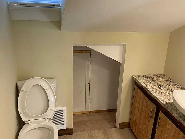 725 Holmes St #3 — Photo 18
