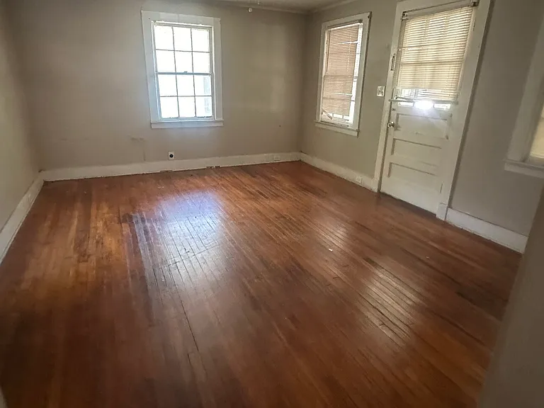 1062 Radio Dr — Photo 10