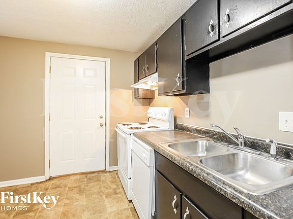 4th image of 9015 Caminito Ct