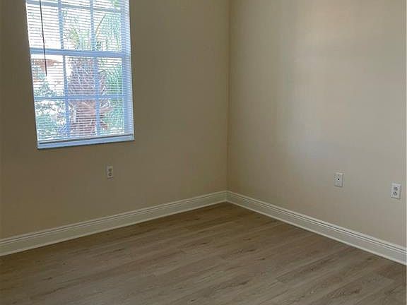 5th image of 3973 Pomodoro Cir Unit 301