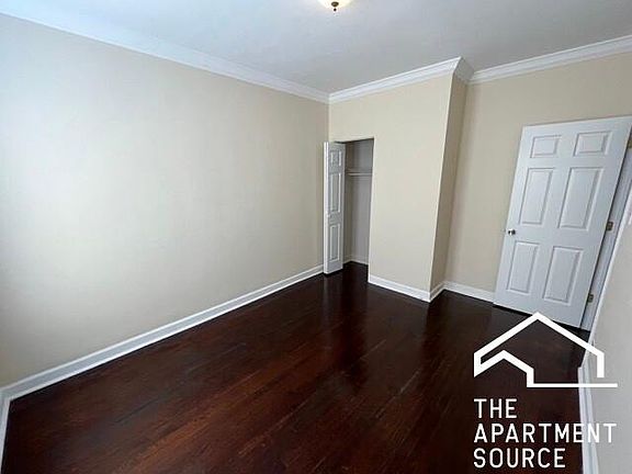 5th image of 2440 N Hamlin Ave APT 1